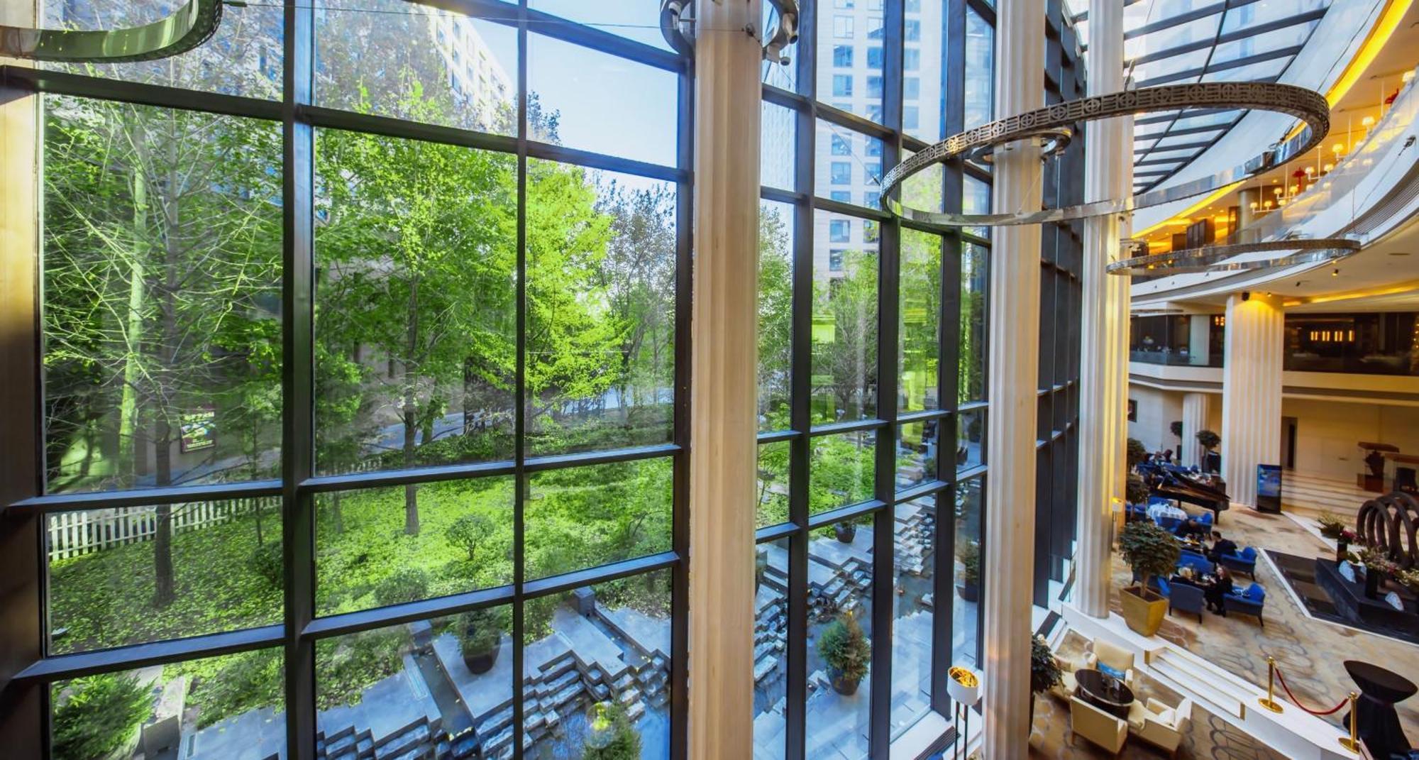 Regent Hotel 5*